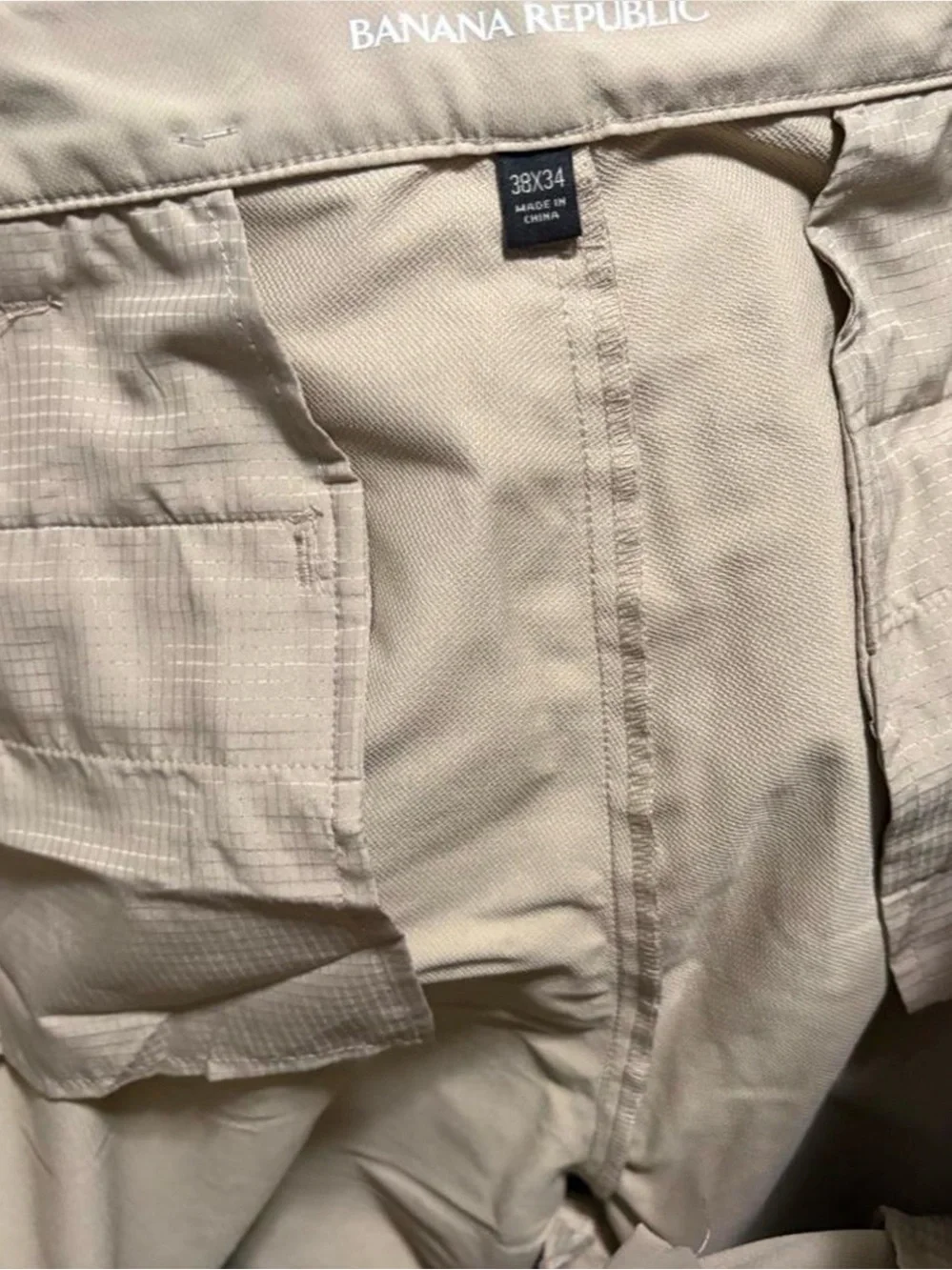 Banana Republic Men’s Khaki Performance Golf Pants Straight Leg 38x34